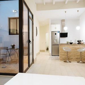 Luxury Apartment Penuelas Free Parking